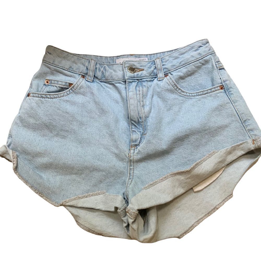 TOPSHOP light wash denim high waisted shorts size 4